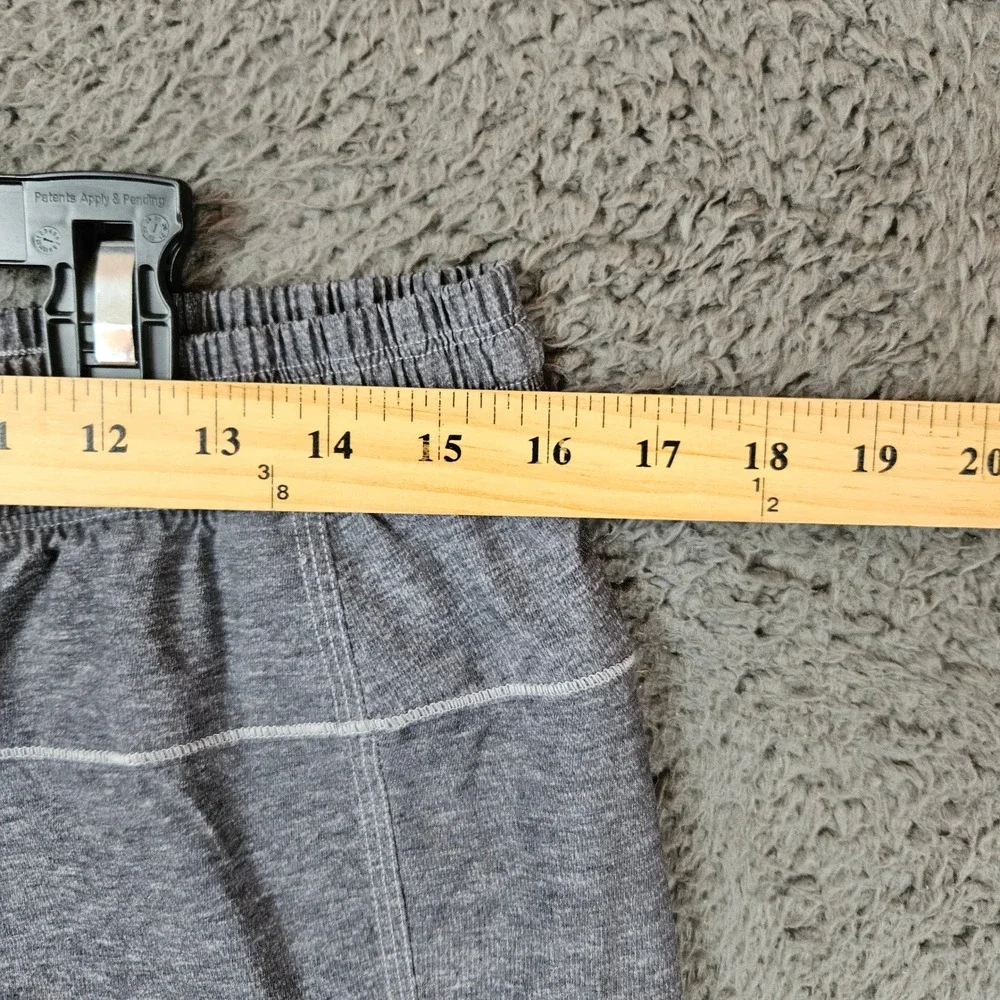 Lululemon Athletica Women 10 Gray Heathered Recycled Polyester Spandex Crops